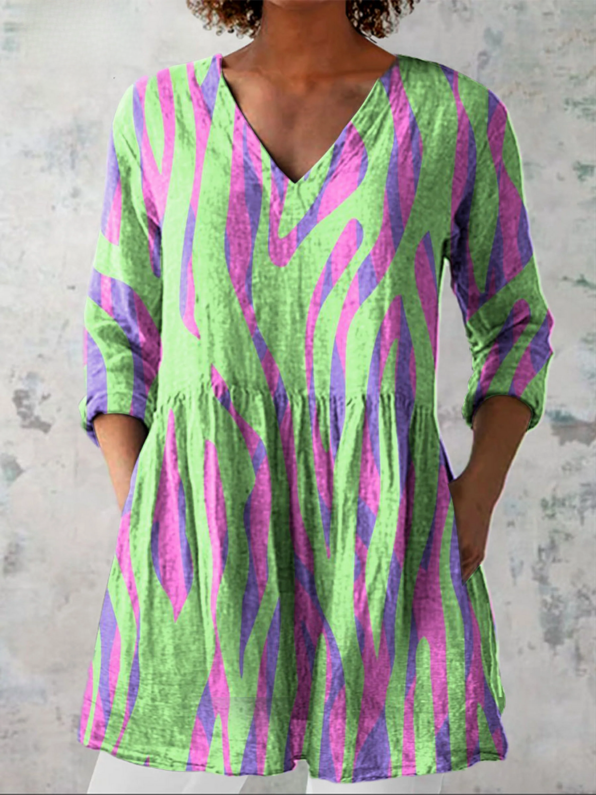 Lenneke | Lange blouse met V-hals
