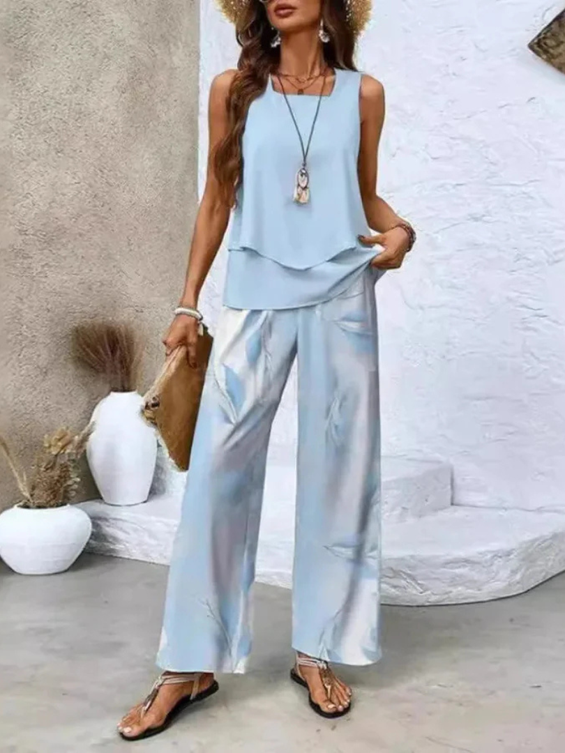 Rowana | Mouwloze top en wijde broek