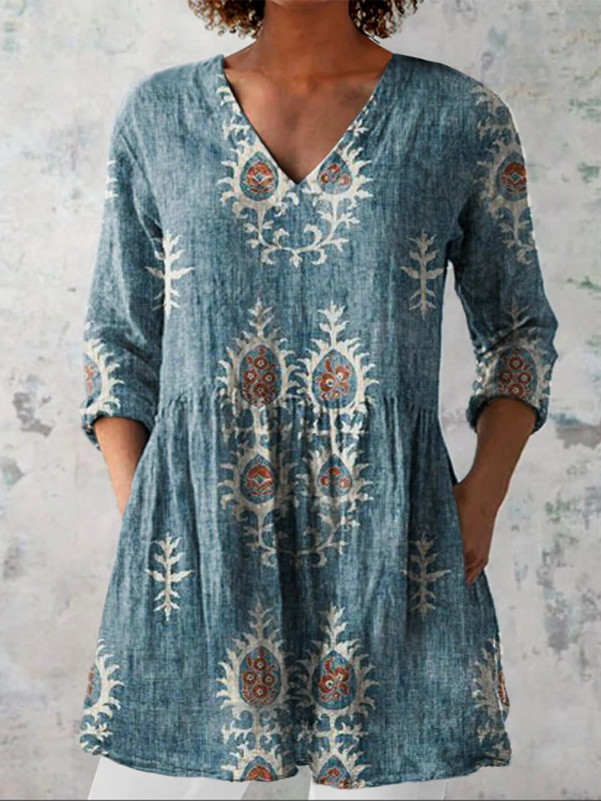 Josefien | Lange blouse met V-hals