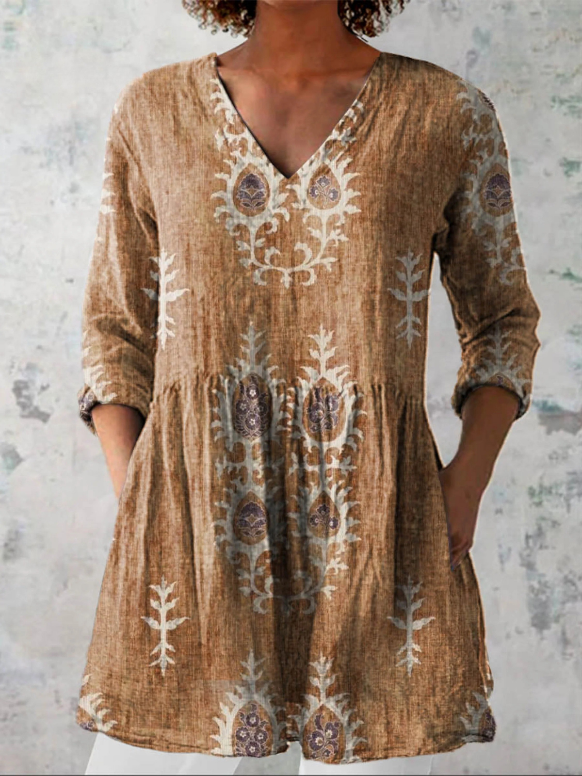 Josefien | Lange blouse met V-hals