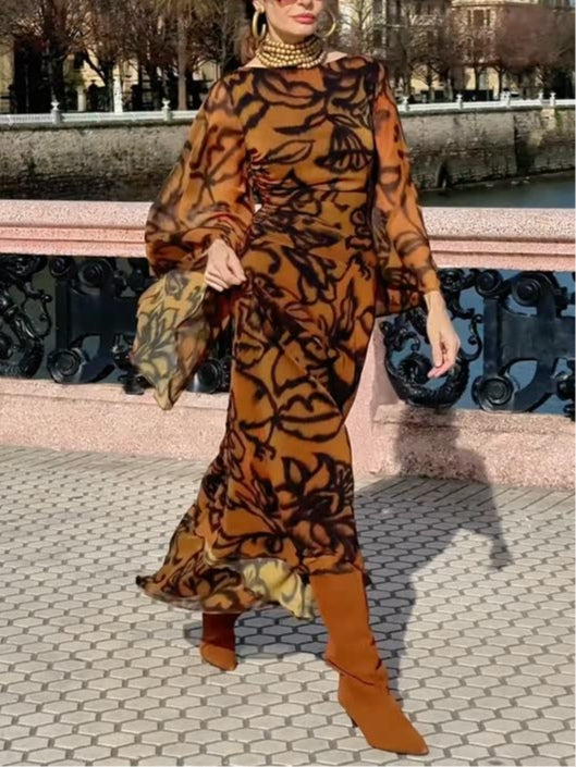 Machteld | Strandjurk in glamoureuze bruine kleur met print
