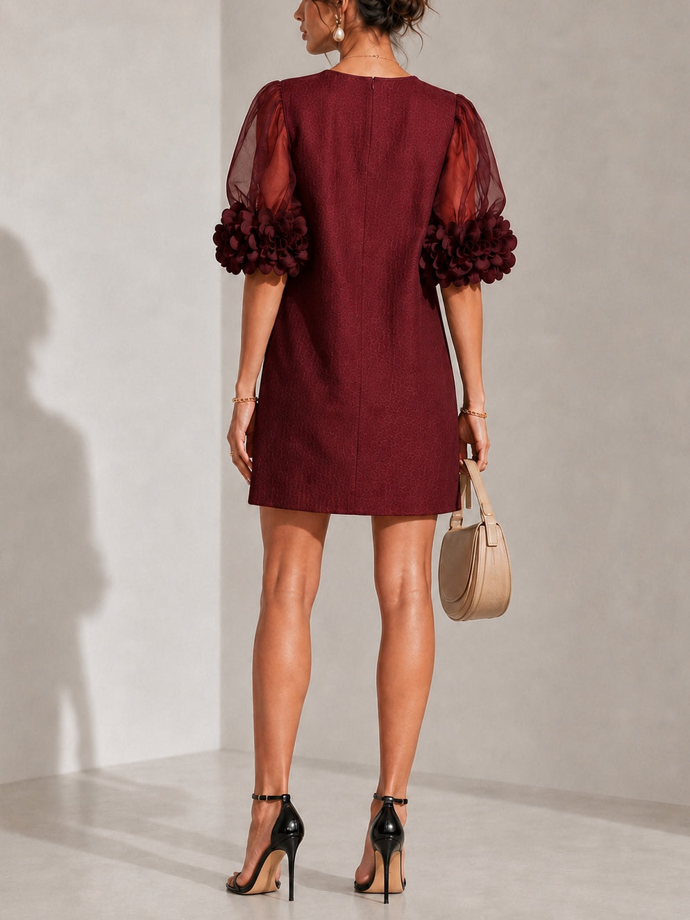 Amaris | Organza jurk met pofmouwen en bloemenmotief