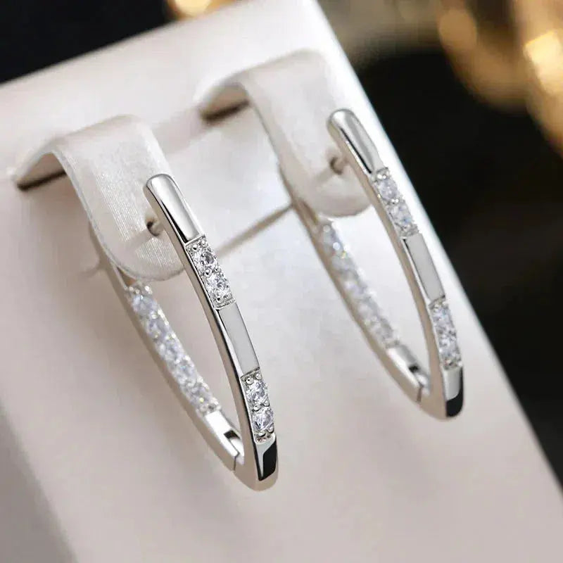 Verfijnde Oorbellen met Zirconia Stenen