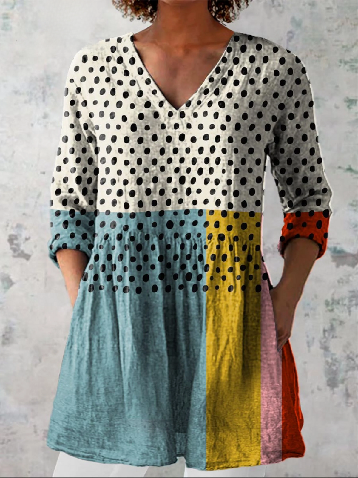 Frederieke | Lange blouse met V-hals