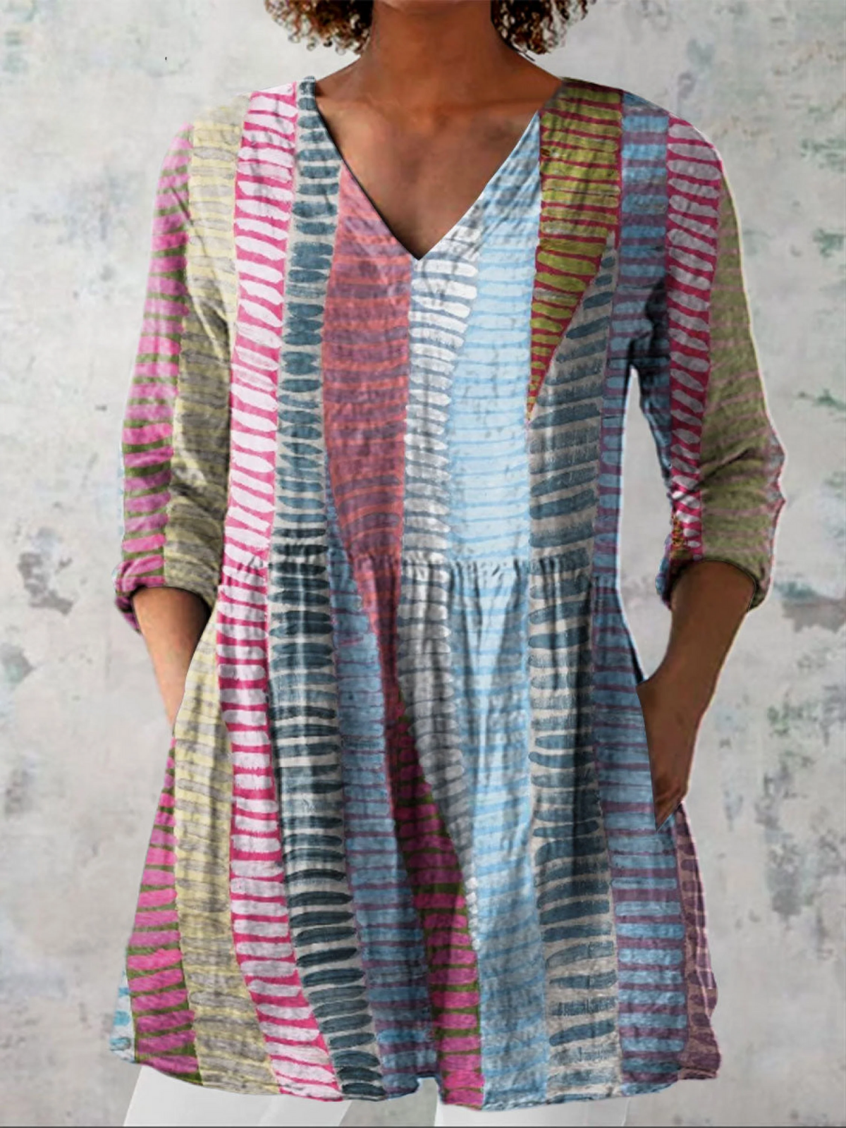 Jacomijn | Lange blouse met V-hals