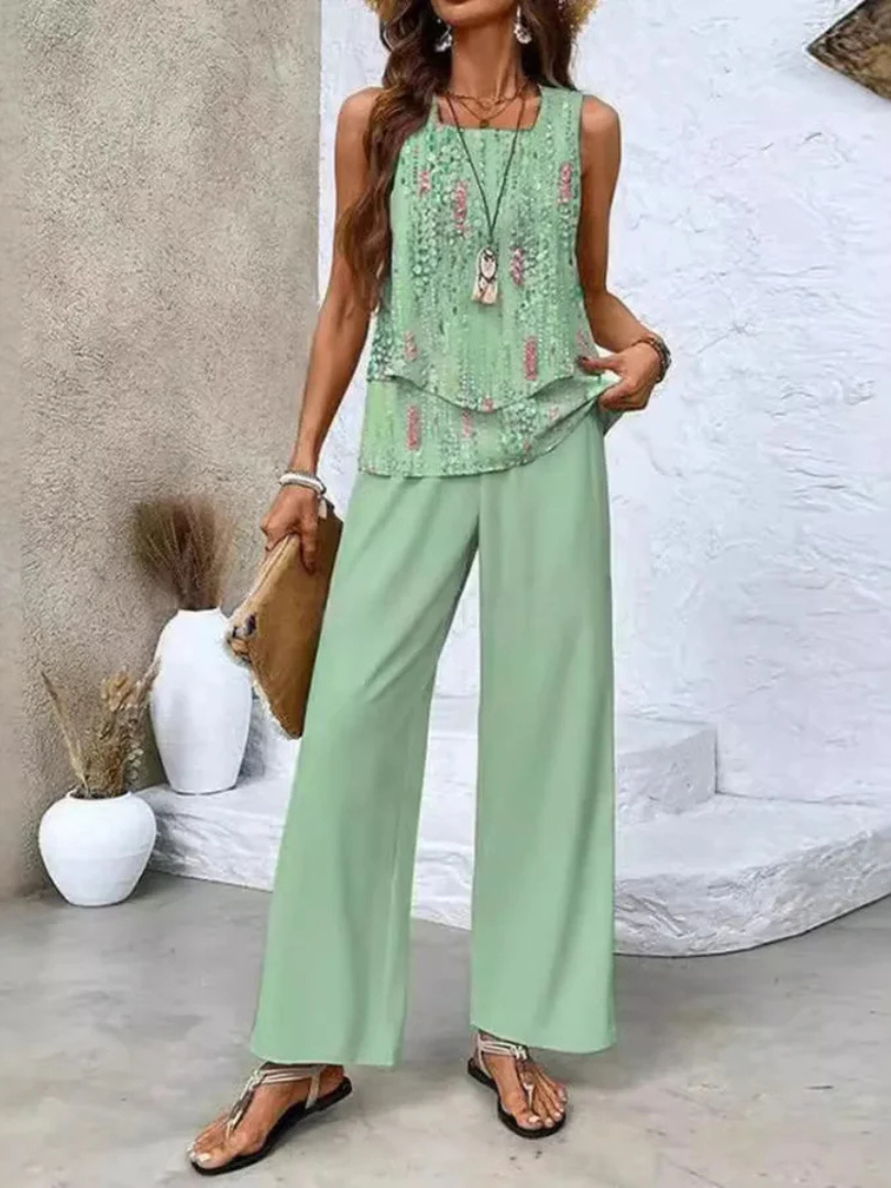 Rowana | Mouwloze top en wijde broek
