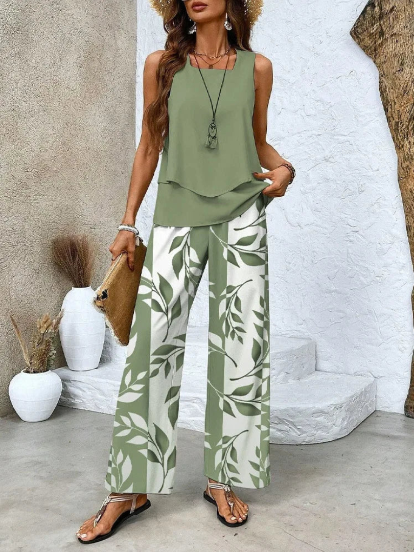 Rowana | Mouwloze top en wijde broek