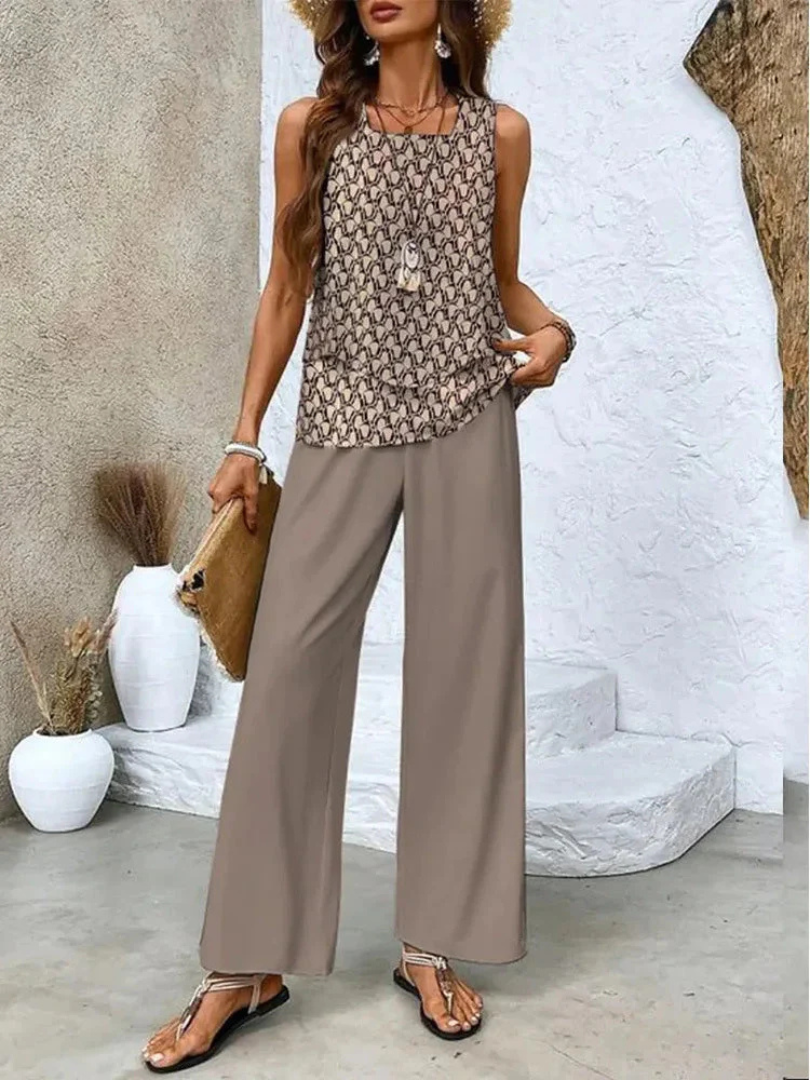 Rowana | Mouwloze top en wijde broek
