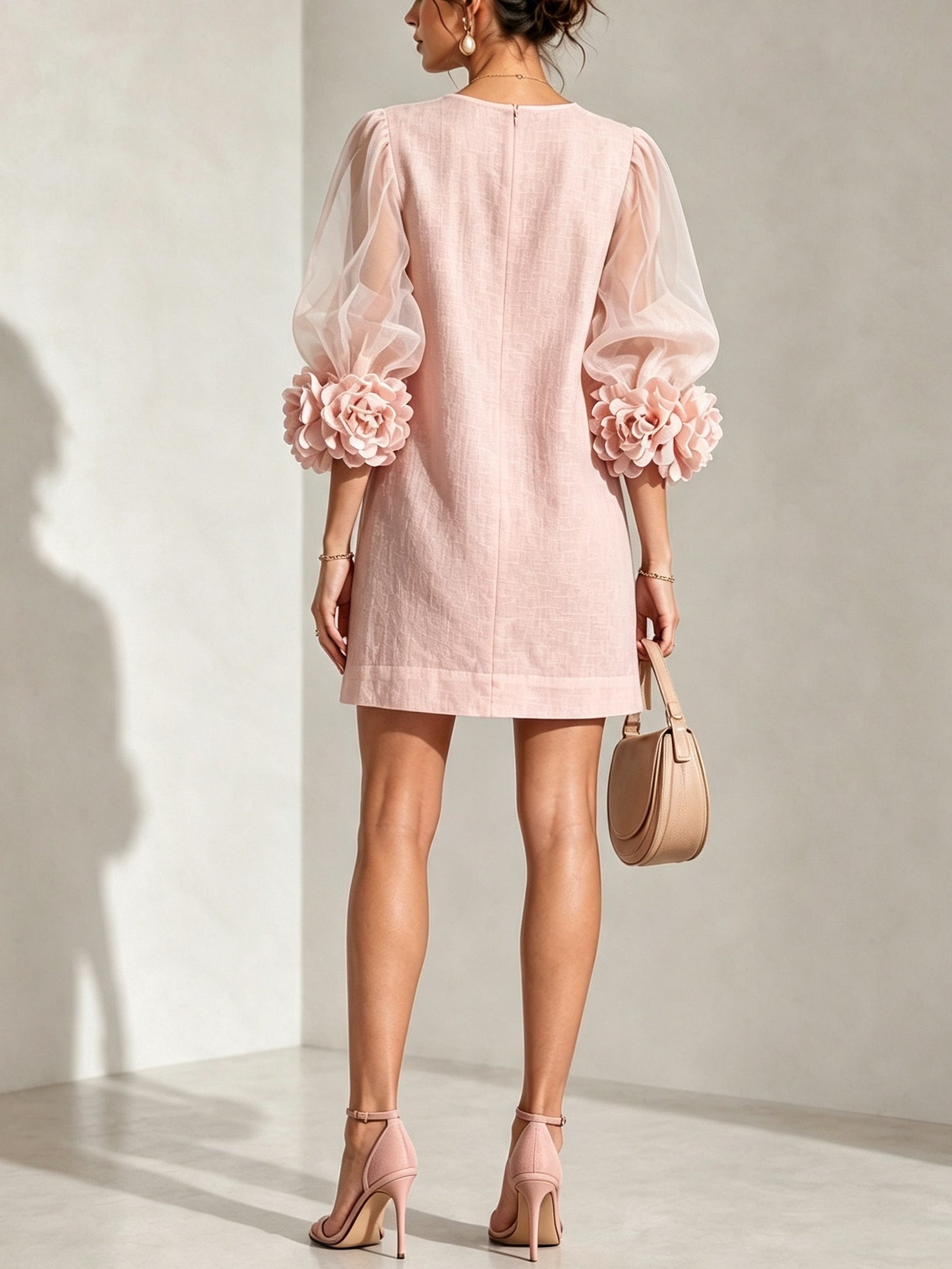 Amaris | Organza jurk met pofmouwen en bloemenmotief