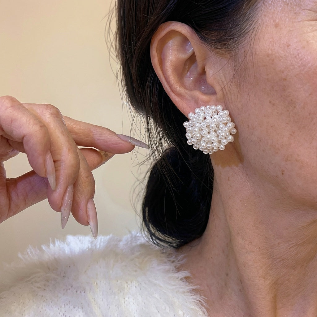 Elegante oorbellen met ingelegde parels