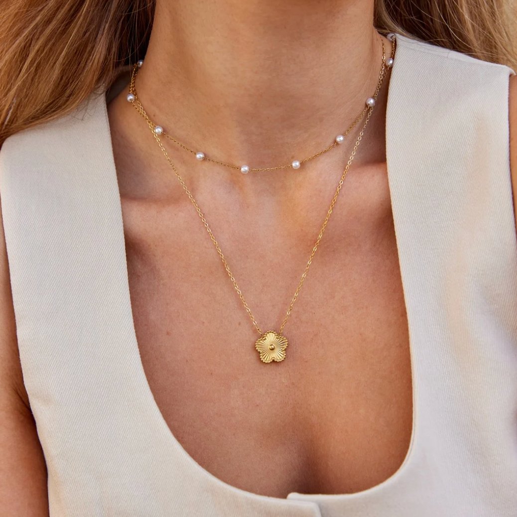 Tijdloze Pareloog Gouden Ketting